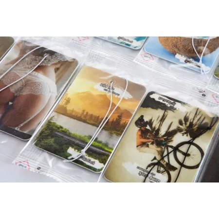 Zestaw 13 unikatowych zapachów samochodowych