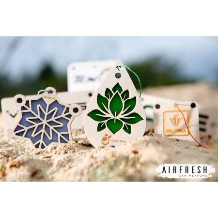 Zawieszki drewniane z filcem i logotypem klienta (1 000 szt.)